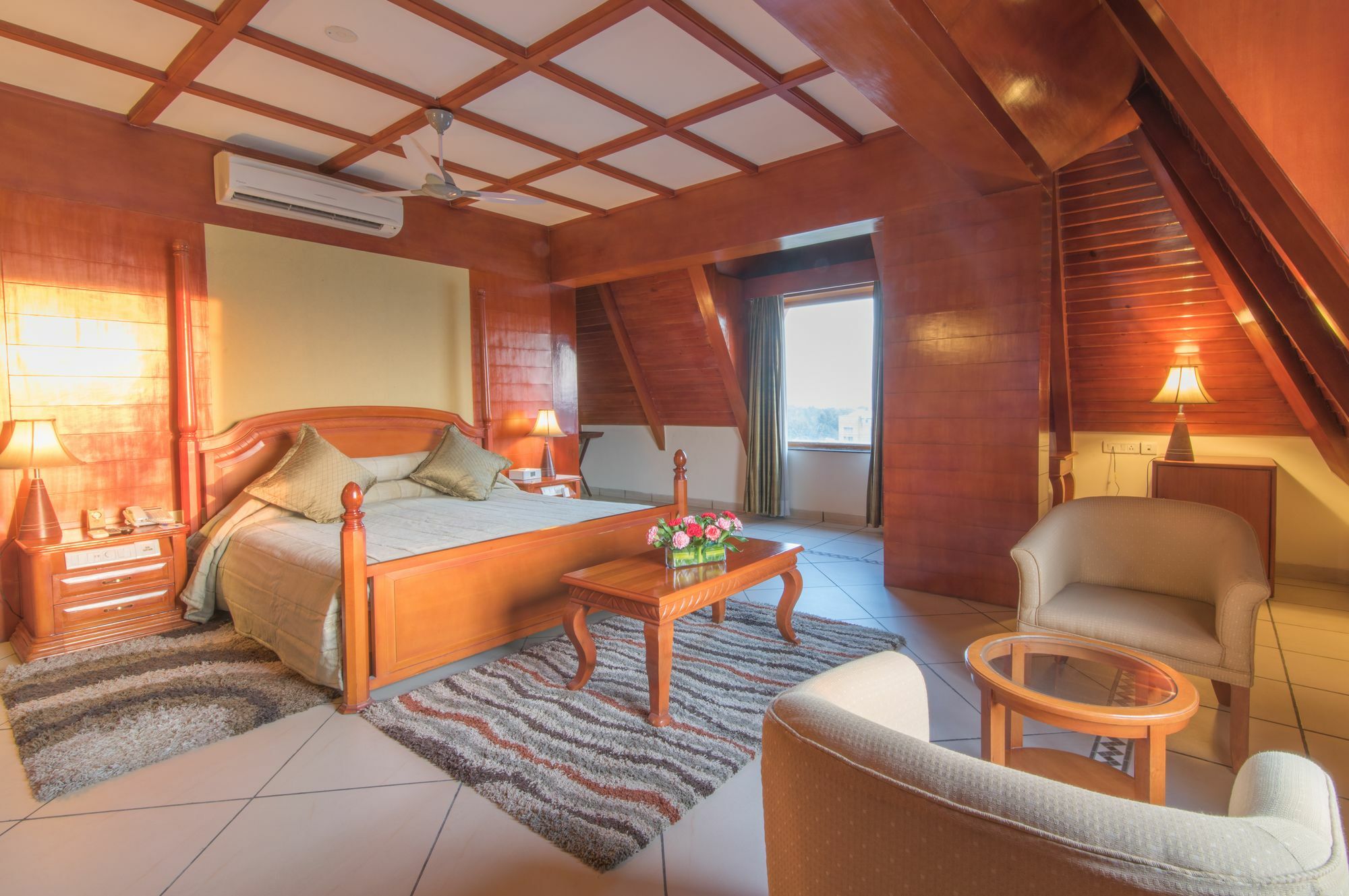 Sai Vishram Business Hotel Kammasandra Εξωτερικό φωτογραφία