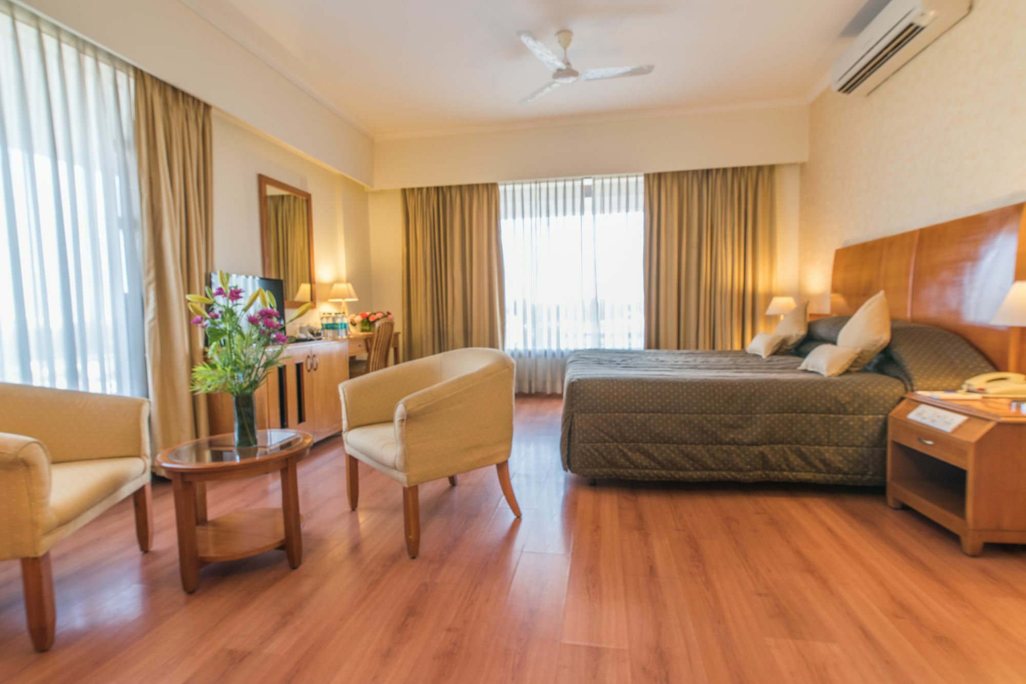 Sai Vishram Business Hotel Kammasandra Εξωτερικό φωτογραφία